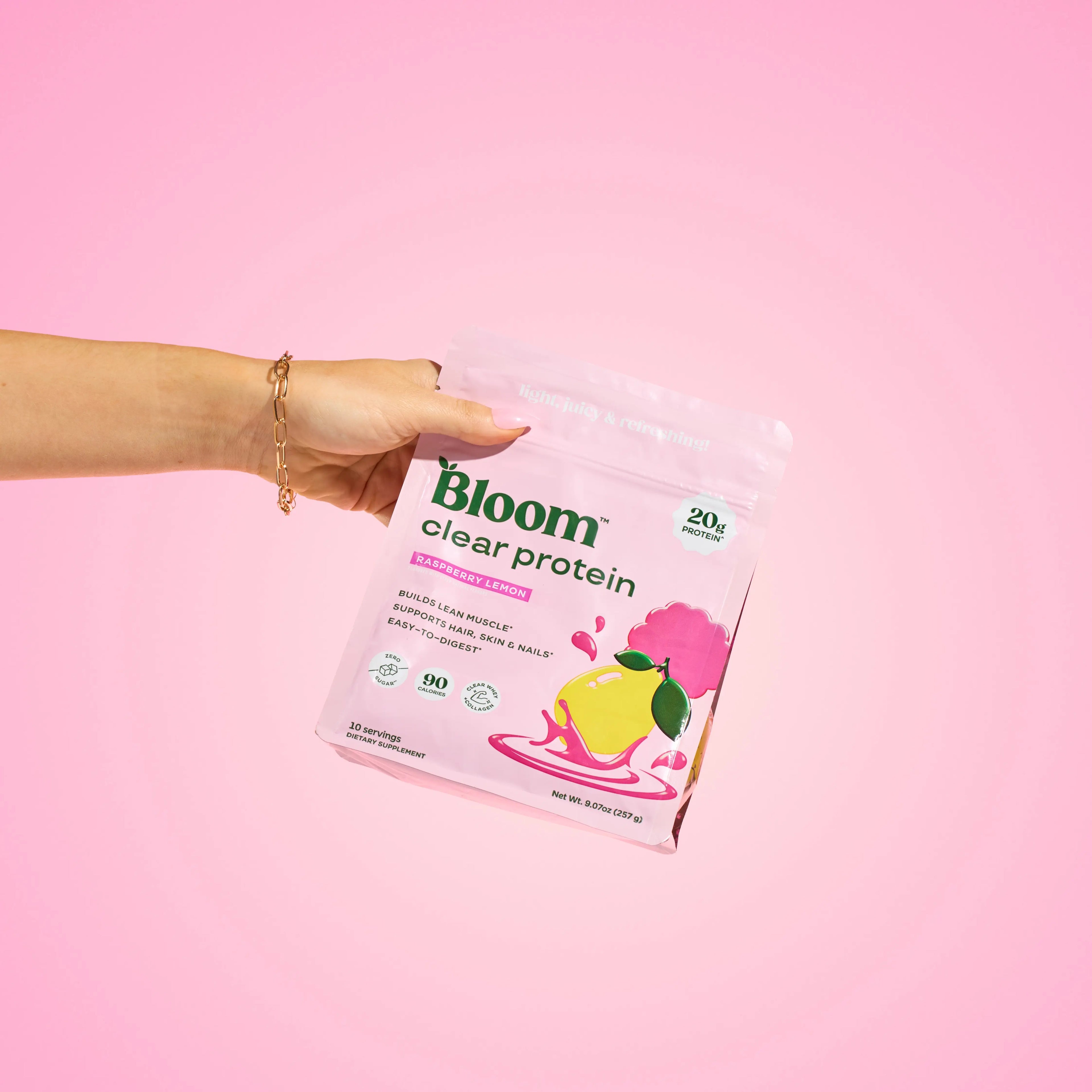 Bloom Nutrition Clear Protein - Clear Whey + Collagen Protein Blend | 20g Protein, 90 Calories, 0g Sugar, Light & Refreshing Fruity Drink | Protein for Women *contains dairy